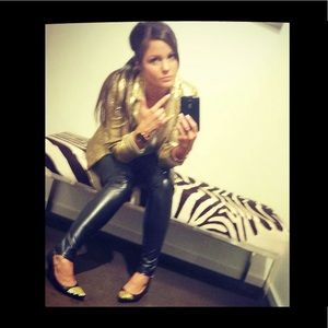 Meet your Posher, Shalla